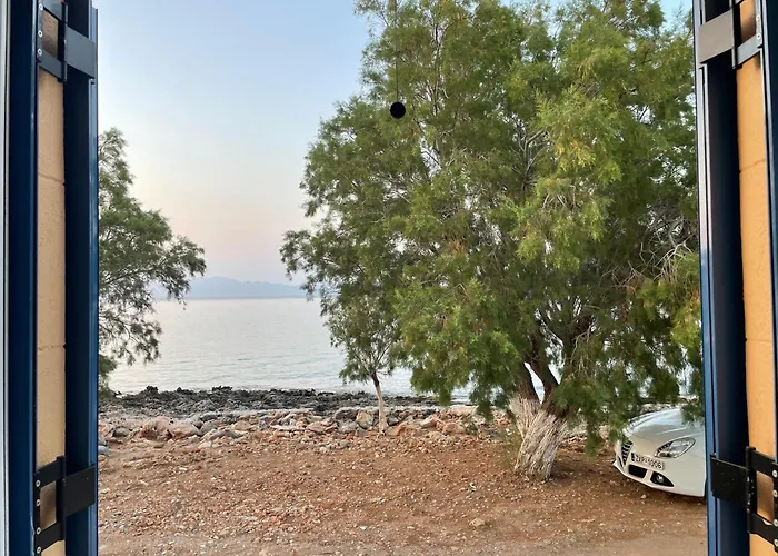 The Rock Seaside House - Etheras *