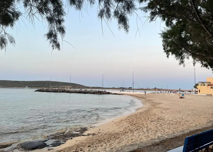 Prázdninový dům The Rock Seaside House - Etheras