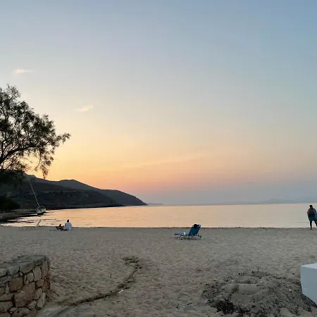 House By The Sea Nyaraló