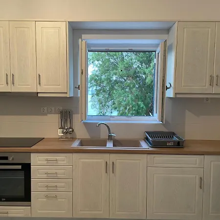 House By The Sea Diakófti